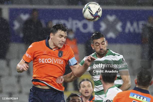 Alexandru Epureanu of Medipol Basaksehir in action against Ahmed Hassan Mahgoub of Ittifak Holding Konyaspor during Turkish Super Lig match between...