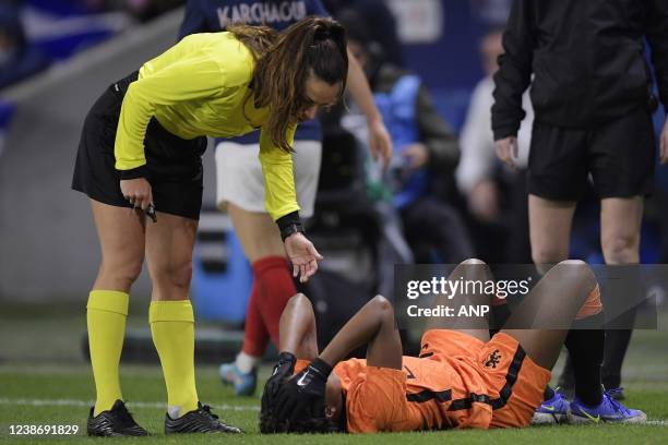 Referee Marta Huerta De Aza, Lineth Beerensteyn of Holland women during the international women's friendly match between France and the Netherlands...