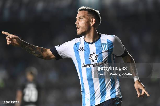 Enzo Copetti of Racing Club celebrates after scoring the third goal of his team during a match between Racing Club and Argentinos Juniors as part of...