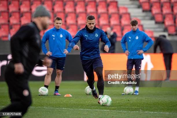 Tomas Holes of SK Slavia Prague attends a training session ahead of UEFA Europa Conference League of the other play-off round match between SK Slavia...