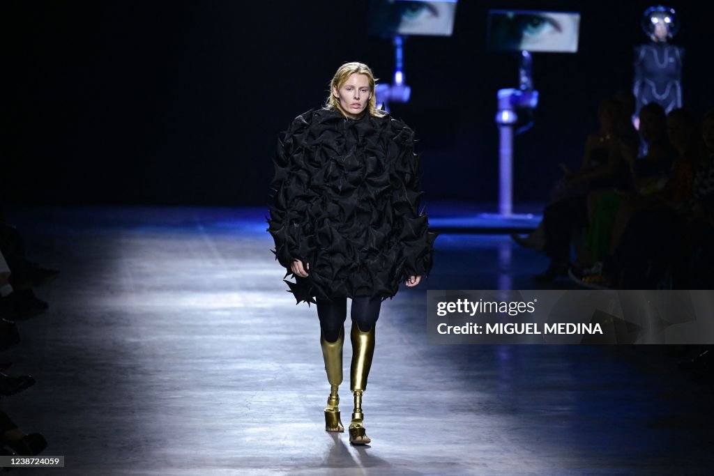 FASHION-ITALY-WOMEN-ANNAKIKI