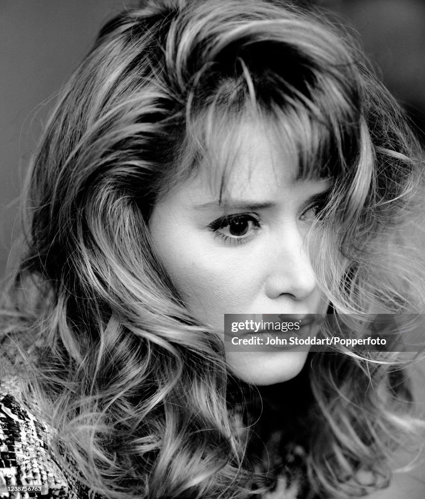 English actress Maggie O'Neill photographed on 9th February, 1996. News