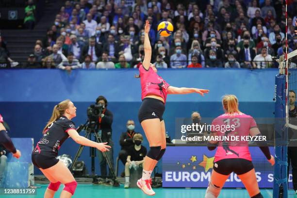 Oudegem's Nina Coolman pictured during the match between Gent and Oudegem, the final match in the women Belgian volleyball cup competition, Sunday 27...