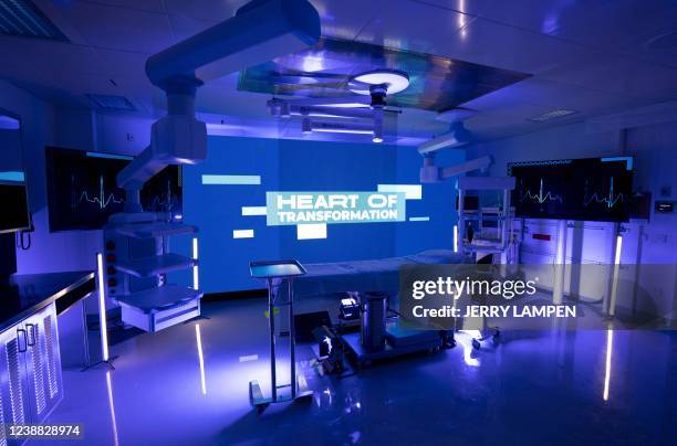 Mercy Operating Mercy Virtual Photos and Premium High Res Pictures - Getty Images