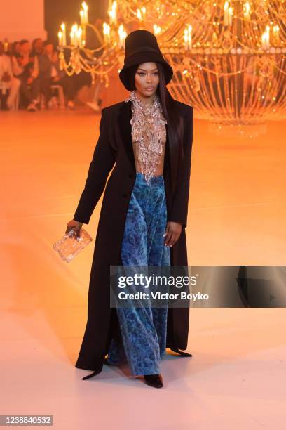 Naomi Campbell walks the runway of the Virgil Abloh's final show during the Off-White Womenswear Fall/Winter 2022-2023 show Spaceship Earth: An...