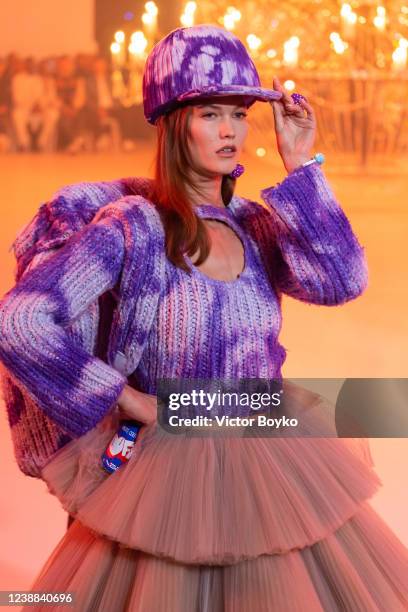 Karlie Kloss walks the runway of the Virgil Abloh's final show during the Off-White Womenswear Fall/Winter 2022-2023 show Spaceship Earth: An...