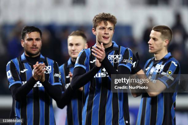 Giorgio Scalvini celebrates during the italian soccer Serie A match Atalanta BC vs UC Sampdoria on February 28, 2022 at the Gewiss Stadium in...