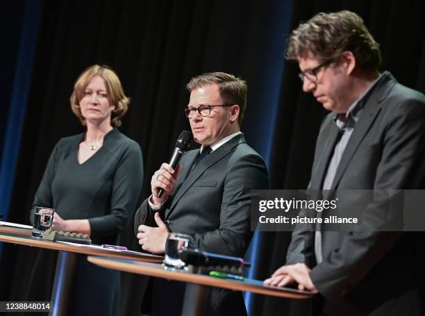 March 2022, Brandenburg, Cottbus: Kerstin Andreae, Federal Association of the Energy and Water Industries, Carsten Schneider , Federal Government...