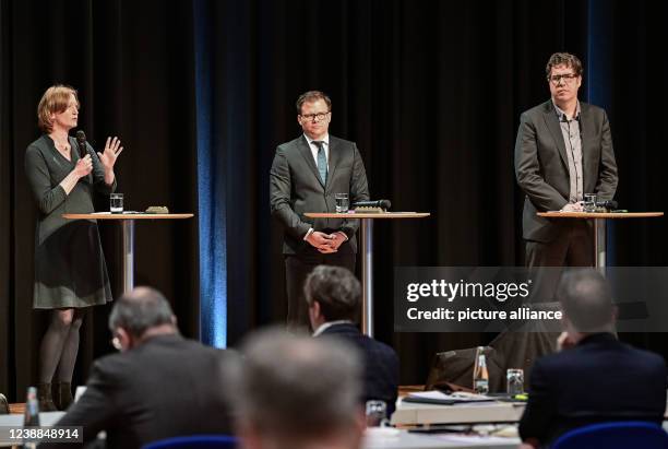 March 2022, Brandenburg, Cottbus: Kerstin Andreae, Federal Association of the Energy and Water Industries, Carsten Schneider , Federal Government...
