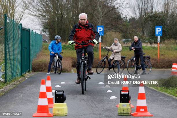 Illustration picture shows a demonstration with an electric bicycle during the start of the campaign called 'Veilig elektrisch fietsen' of Vias and...