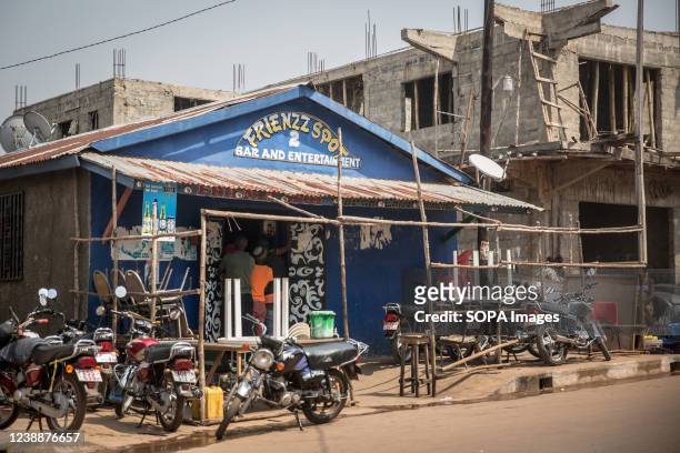 Cinema" in Freetown where locals watch football matches. Sierra Leone qualified for the Africa Cup of Nations in 2022 for the first time in 26 years,...