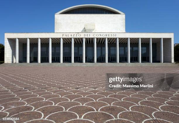 congress palace in rome - eur rome stock pictures, royalty-free photos & images