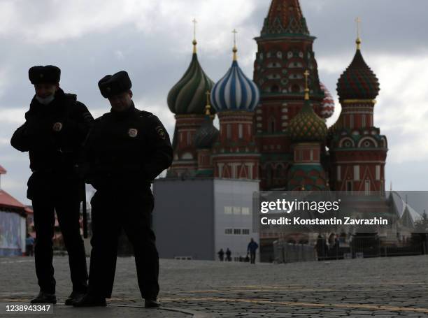 Russian Cop Russian Military Police Photos and Premium High Res Pictures - Getty Images