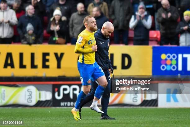 Alex Pritchard of Sunderland is leaving the pitch injured during the Sky Bet League 1 match between Charlton Athletic and Sunderland at The Valley,...