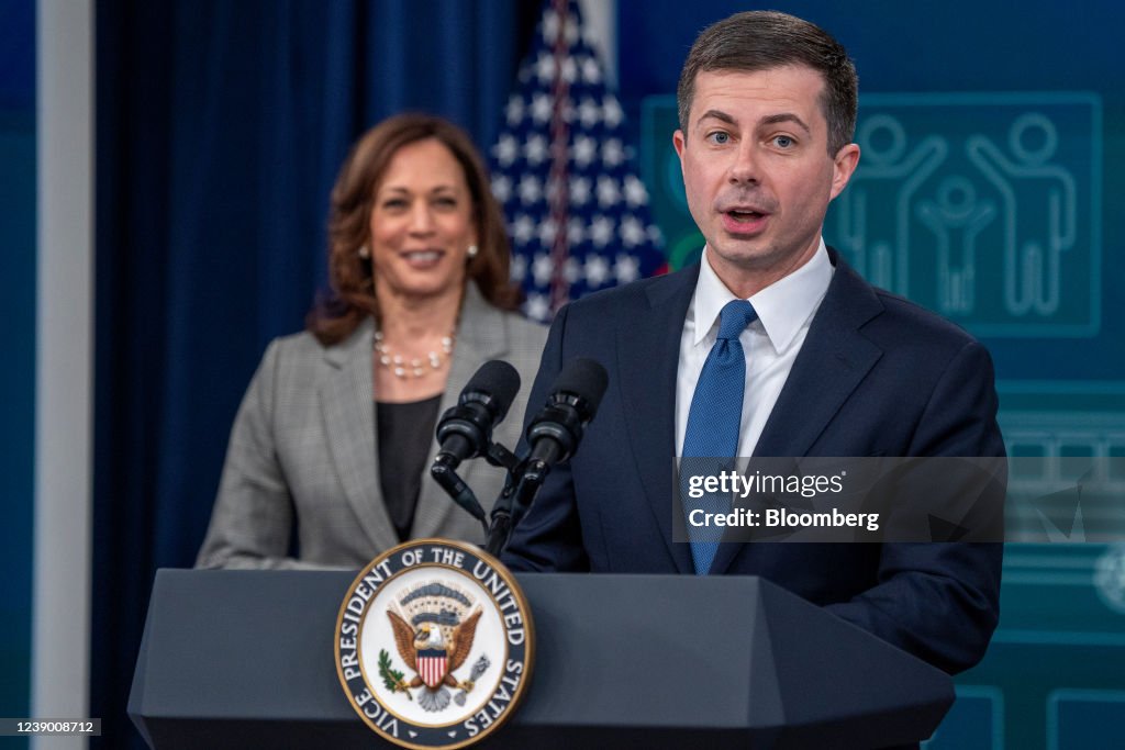 Vice President Harris Highlights American Rescue Plan & Bipartisan Infrastructure Law Investments In Clean Transportation