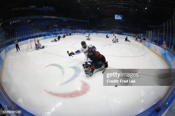 Jae Riley Jae Riley Photos and Premium High Res Pictures - Getty Images