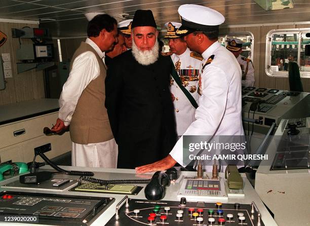 Pakistan Raja Rafiq 56 Rafiq Tarar Stock Photos, High-Res Pictures, and Images - Getty Images