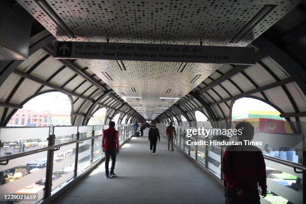 Ndls Railway Station To Delhi Airport New Delhi Airport Express Metro Photos and Premium High Res Pictures