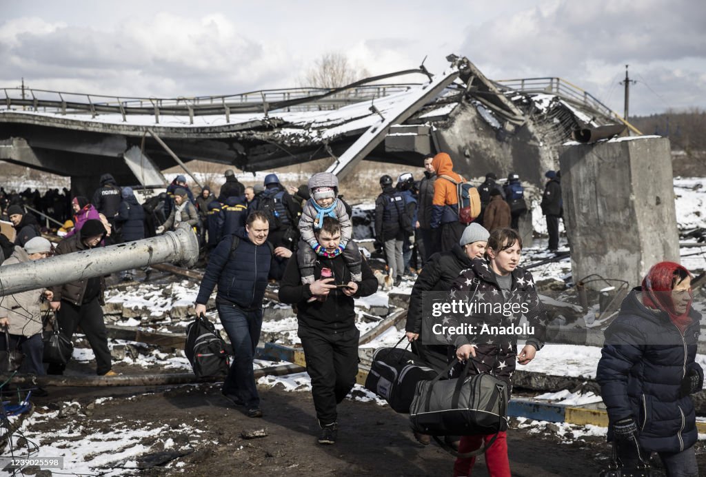Civilians fleeing from Irpin, near Kyiv