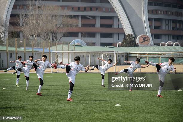 Pyongyang Football 51 Pyongyang International Football School Stock Photos, High-Res ...