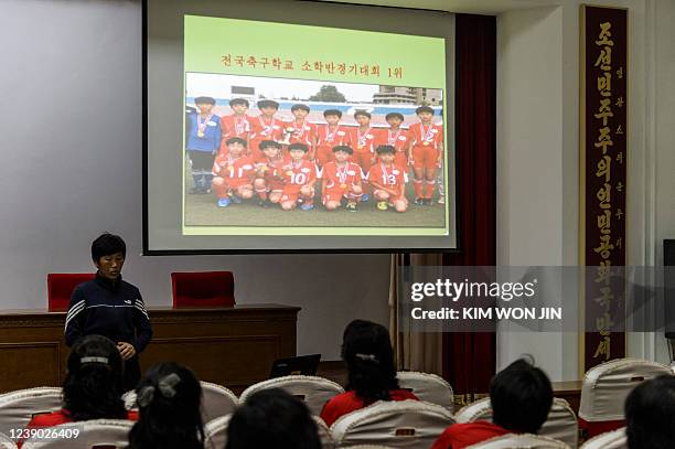 Pyongyang Football 51 Pyongyang International Football School Stock Photos, High-Res ...