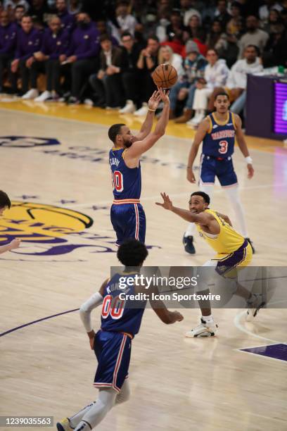 Golden State Warriors guard Stephen Curry shoots during the Golden State Warriors vs Los Angeles Lakers game on Match 05 at Crypto.com Arena in Los...