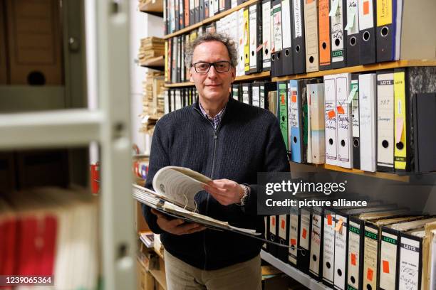 March 2022, Bavaria, Munich: Peter Hilkes, lecturer in Ukrainian regional studies at Munich's Ludwig Maximilian University, looks into the camera in...