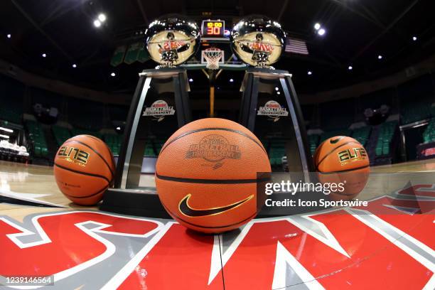 Swac Conference Trophy General Wade Photos and Premium High Res Pictures - Getty Images