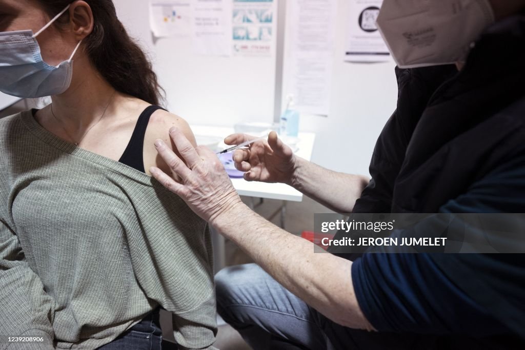 NETHERLANDS-HEALTH-VIRUS-VACCINE