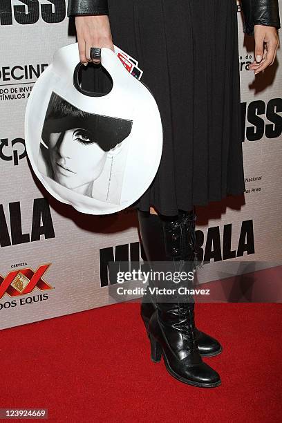 Handbag held by actress Fernanda Castillo attending the "Miss Bala" Mexico City premiere at Teatro de La Ciudad on September 5, 2011 in Mexico City,...