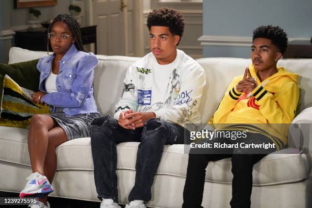 Young, Gifted and Black When Dre and Bow get a note that Devante may be falling behind at his private school, they expect he is being discriminated...