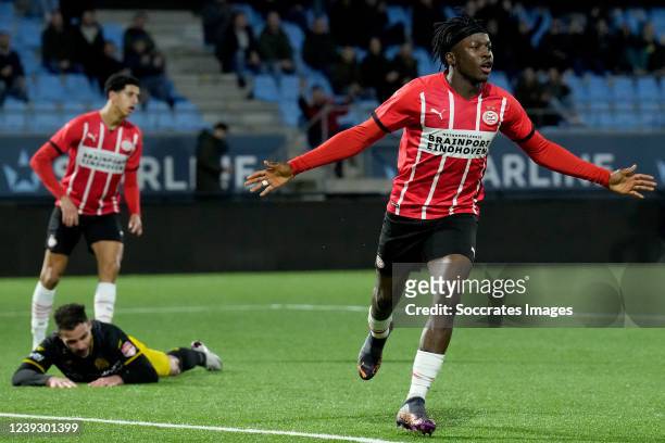 Johan Bakayoko of PSV U23 celebrates 2-2 during the Dutch Keuken Kampioen Divisie match between PSV U23 v Roda JC at the De Herdgang on March 18,...