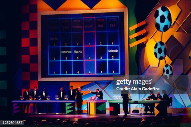 Roger MILLA, Bobby CHARLTON, Michel PLATINI, Marco VAN BASTEN and Sepp BLATTER during the Draw for the 1994 World Cup Finals, at the Las Vegas...