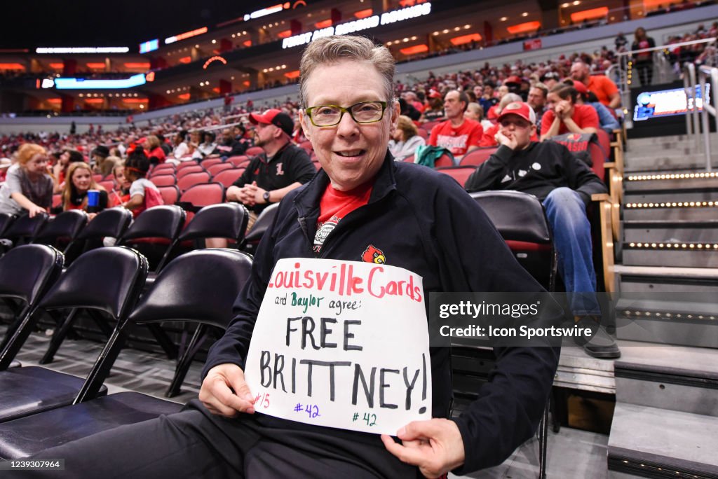 NCAA BASKETBALL: MAR 18 Div I Womens Championship - First Round - Albany at Louisville