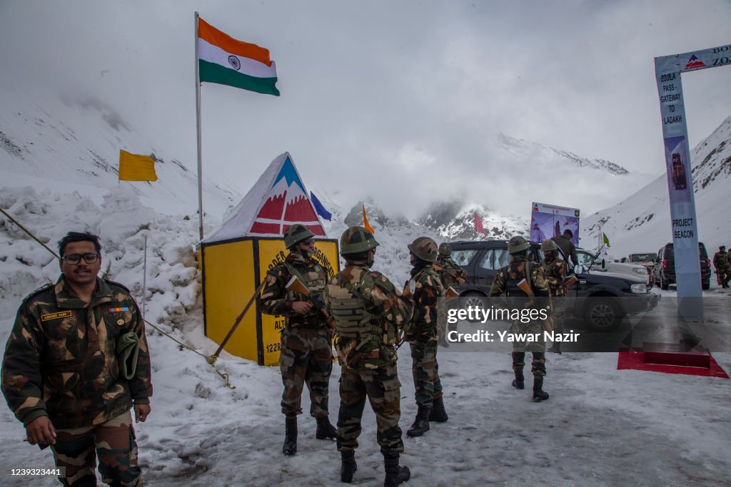 Kashmir's Srinagar-Leh Highway Re-Opens