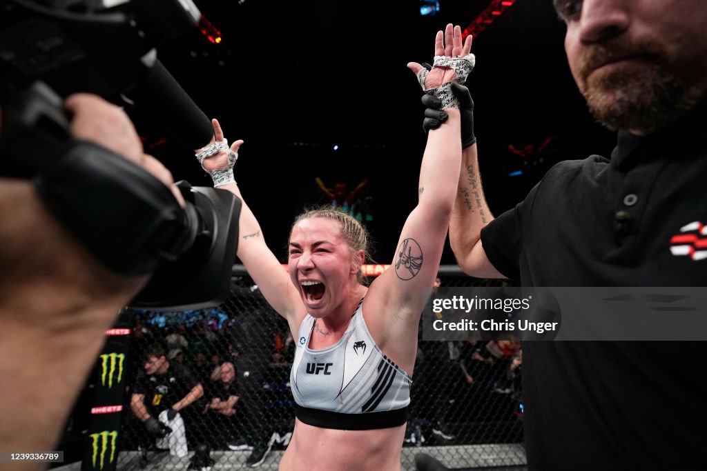 UFC Fight Night: McCann v Carolina