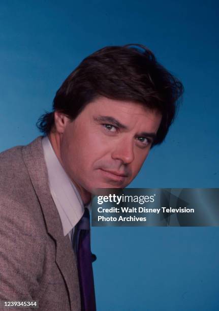 Los Angeles, CA Robert Urich promotional photo for the ABC tv movie 'Scandal Sheet'.
