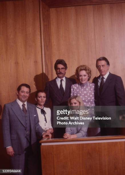 Sam Elliott, Alexis Smith, Fritz Weaver, Barry Corbin, Kerrie Keane, Cheryl Ladd appearing in the ABC tv movie 'A Death in California'.