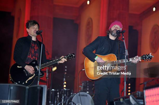 Michael Patrick Kelly and Rea Garvey perform during the "Sound of Peace" music event demanding an end to the war in Ukraine at Brandenburg Gate on...