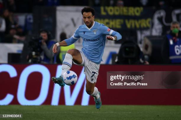 Felipe Anderson in action during the Serie A match between AS Roma and SS Lazio at Stadio Olimpico. AS Roma wins 3-0.