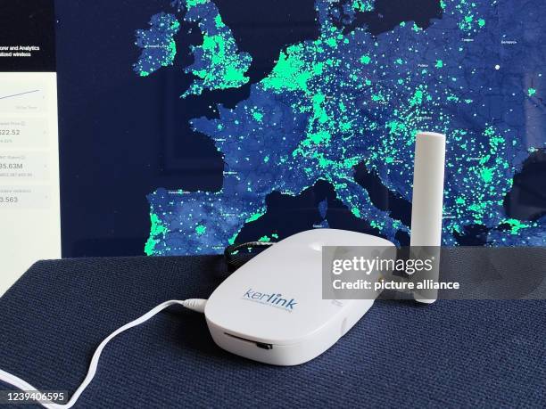 Helium Map Network Coverage Map Photos and Premium High Res Pictures - Getty Images