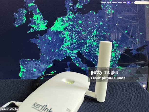 Helium Map Network Coverage Map Photos and Premium High Res Pictures - Getty Images