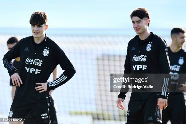 Matias Soule and Alejandro Garnacho of Argentina look on during a training session at Julio H. Grondona Training Camp on March 23, 2022 in Ezeiza,...