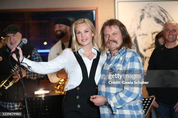 Ukrainian singer Kamaliya Zahoor and Leslie Mandoki sing at Red Rock Studio on March 24, 2022 in Tutzing near Starnberg, Germany.