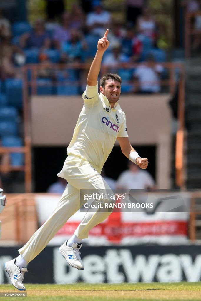 Cricket-WIS-ENG-3RDTEST-DAY2