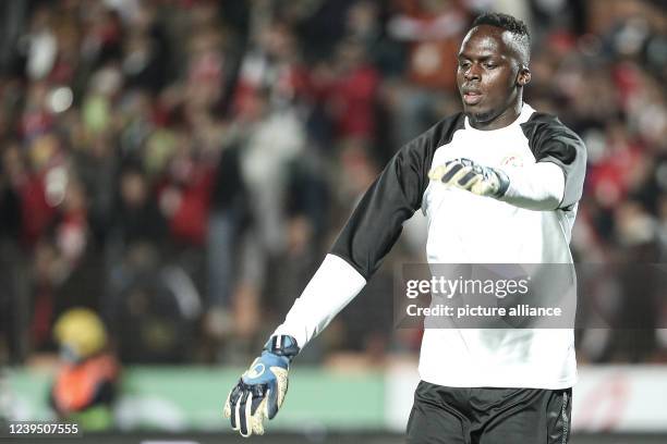 March 2022, Egypt, Cairo: Senegal goalkeeper Edouard Mendy warms up before the start of the 2022 FIFA World Cup qualification third round 1st leg...