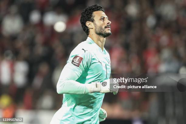 March 2022, Egypt, Cairo: Egypt goalkeeper Mohammed El Shenawy in action during the 2022 FIFA World Cup qualification third round 1st leg soccer...