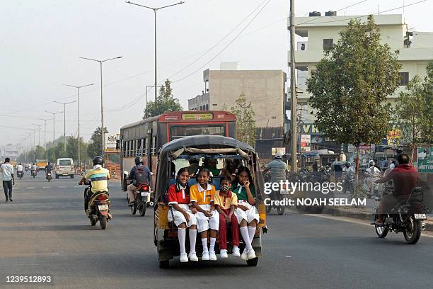 School Rickshaw Driver 512 School Rickshaw Stock Photos, High-Res Pictures, and Images - Getty ...