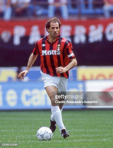 Kor Det Individualitet 953 Franco Baresi Photos and Premium High Res Pictures - Getty Images