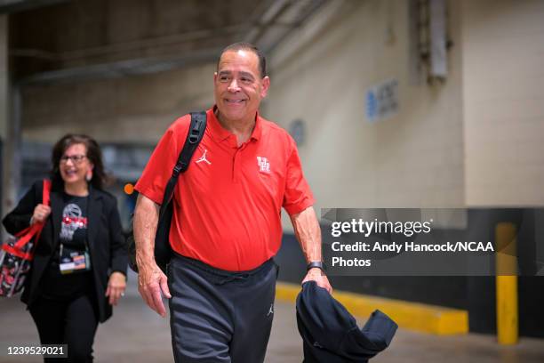Head coach Kelvin Sampson of the Houston Cougars arrives for the Elite Eight round of the 2022 NCAA Mens Basketball Tournament held at AT&T Center on...